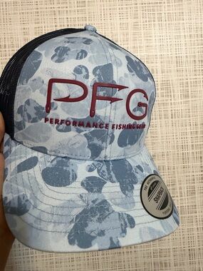 Columbia PFG Mesh Trucker Hat in Navy and Black
